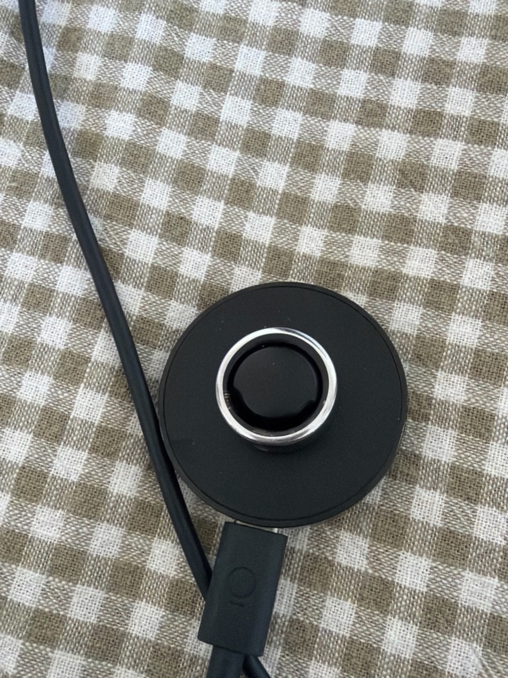 Oura Black and Silver Charging Dock
